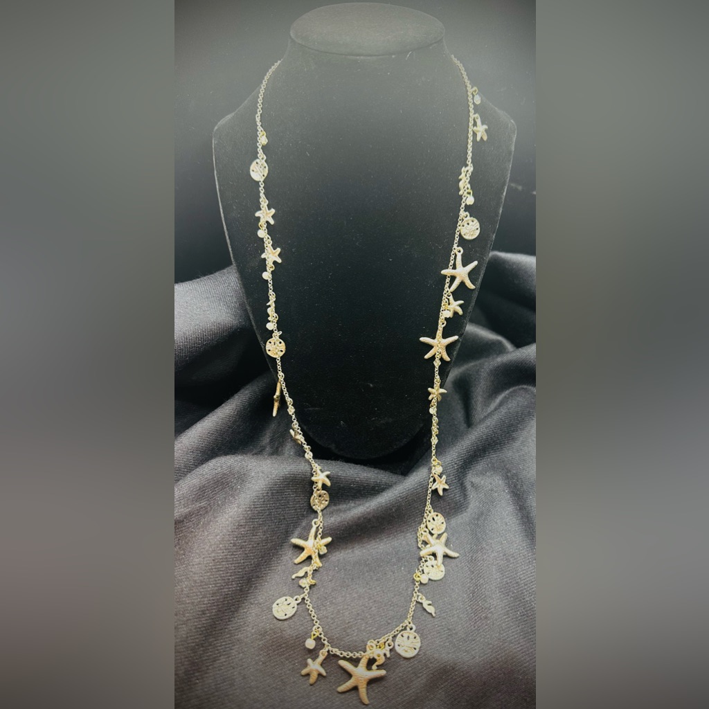Tommy Bahama Gold Starfish And Shell Necklace 39$